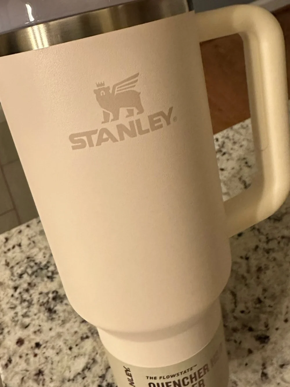 Cream with Blue Logo - Stanley 40 oz Quencher H2.0 Tumbler with Handle - Picture 9 of 11
